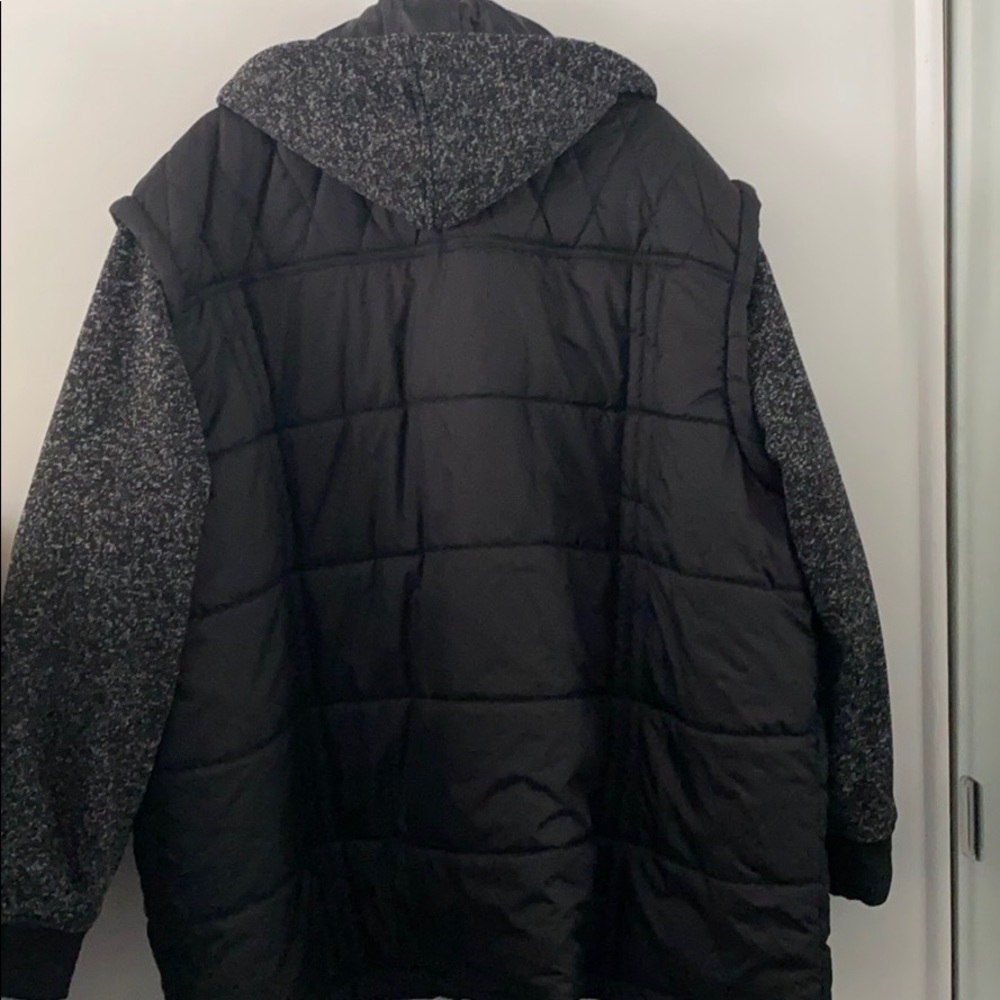 Men’s winter jacket - Picture 3 of 3